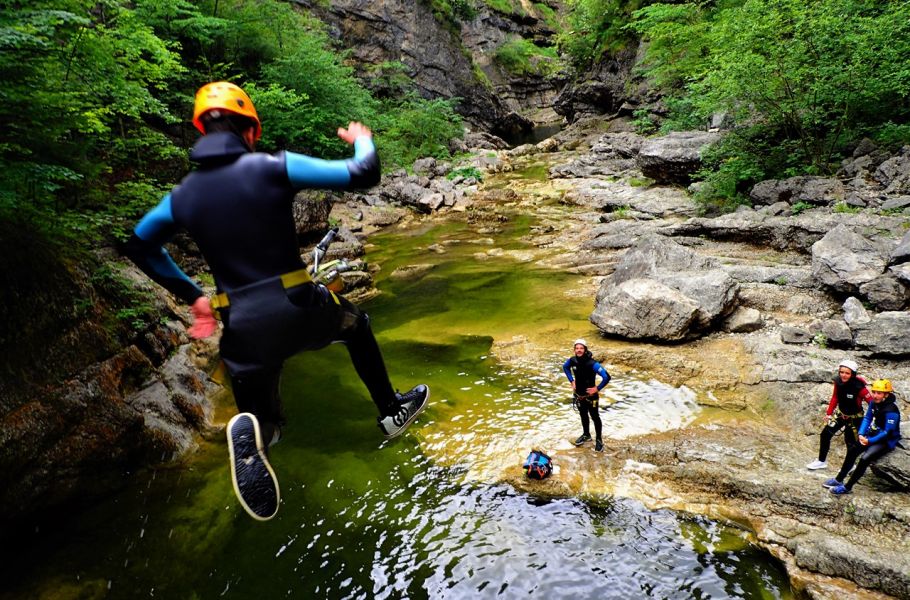 "Patschnass" Canyoning & Rafting